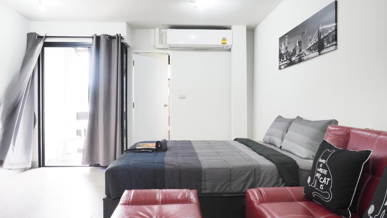 Hotel Beam House à Patong Extérieur photo