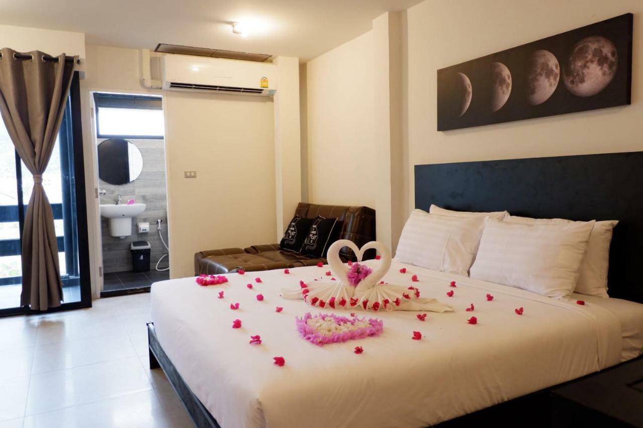 Hotel Beam House à Patong Extérieur photo