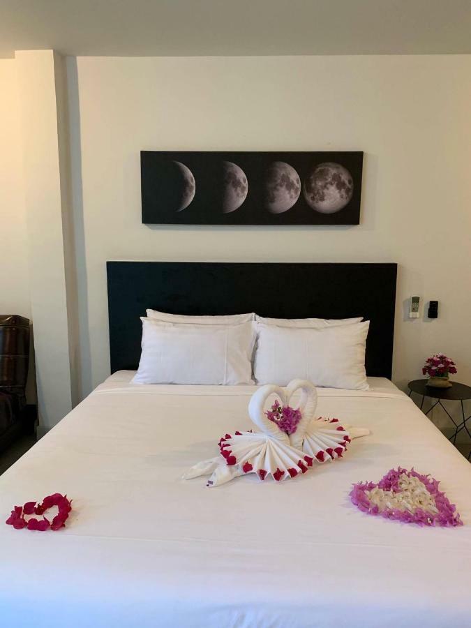 Hotel Beam House à Patong Extérieur photo