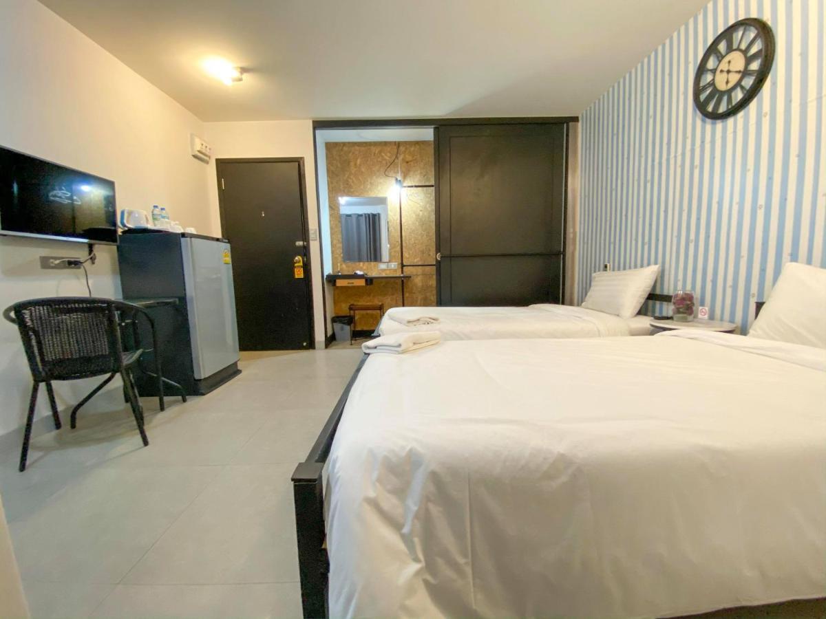 Hotel Beam House à Patong Extérieur photo