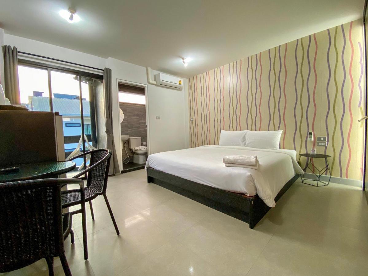 Hotel Beam House à Patong Extérieur photo