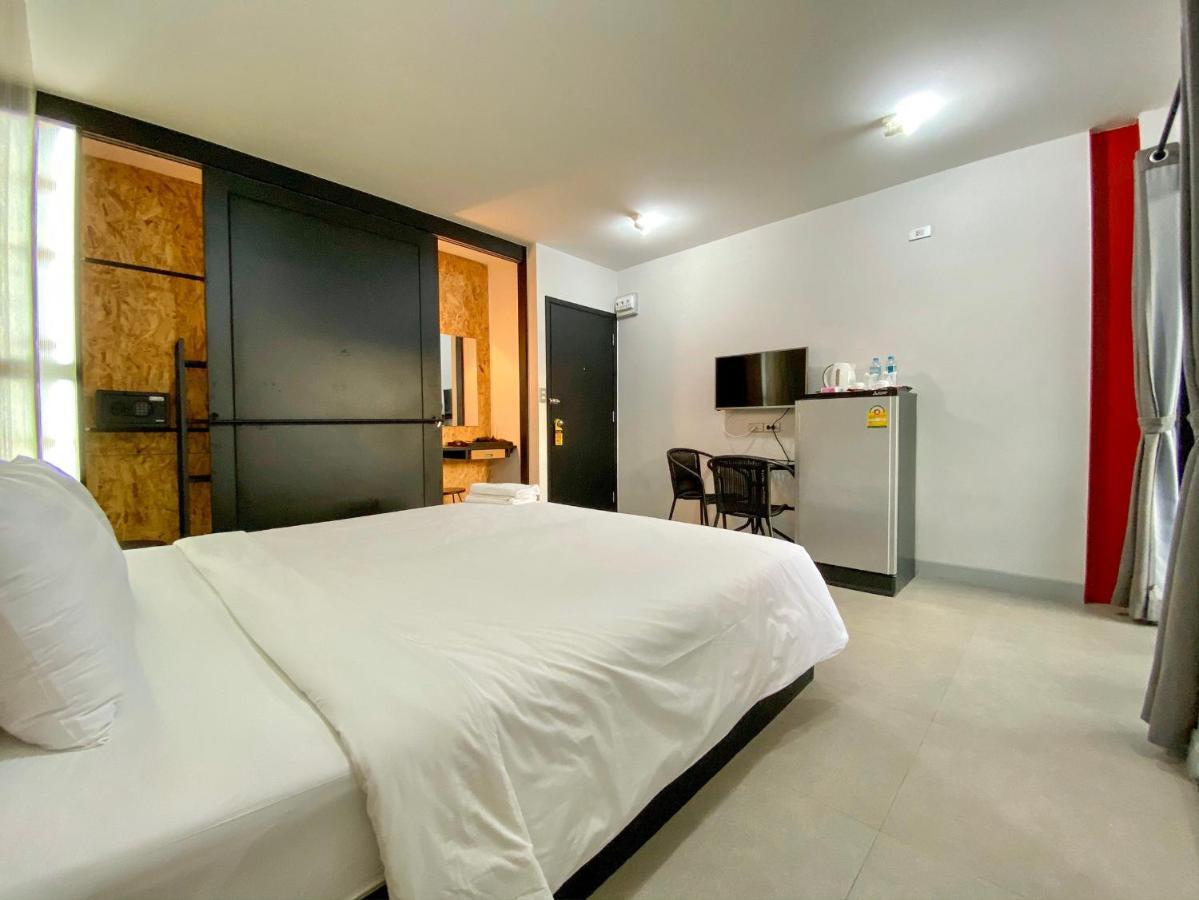 Hotel Beam House à Patong Extérieur photo