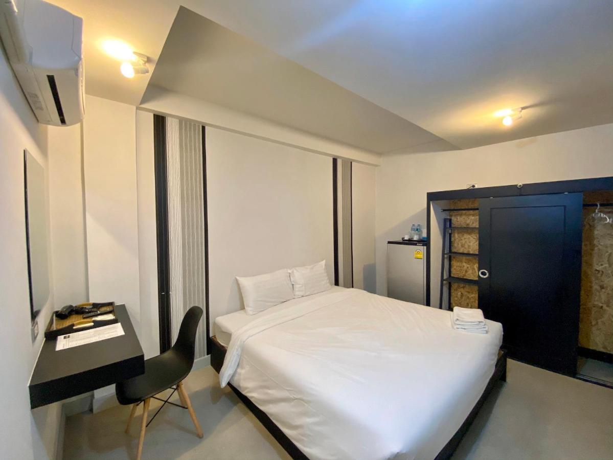 Hotel Beam House à Patong Extérieur photo